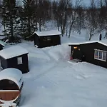Dom wakacyjny Hiet- Arctic In The Norwegian Forrest! *