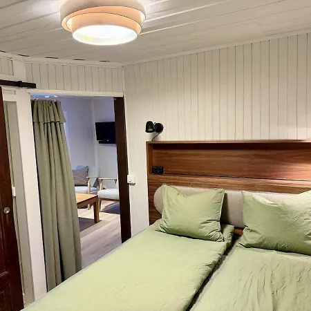 Hiet- Arctic In The Norwegian Forrest! بيت للعطل